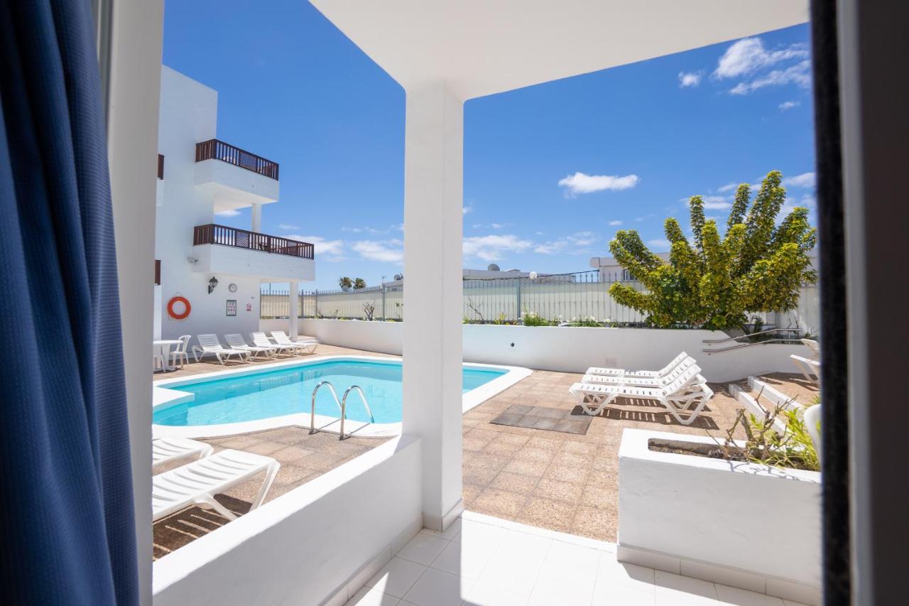 Vista Mar Apartamentos (Adults Only) Puerto del Carmen Kültér fotó